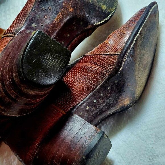 JUSTIN STYLE BOOTS Size 7 Color Brown.Used - Picture 4 of 10